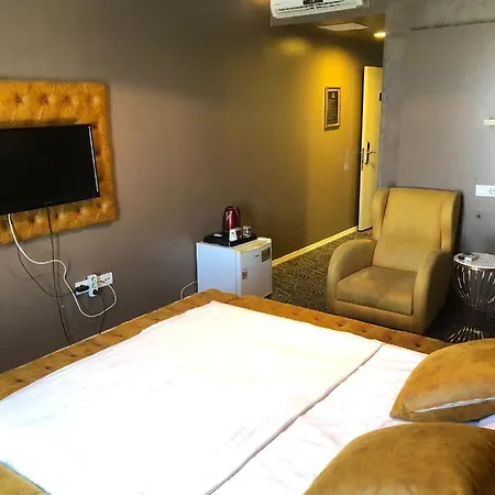 Alaska - Tuyap Palace